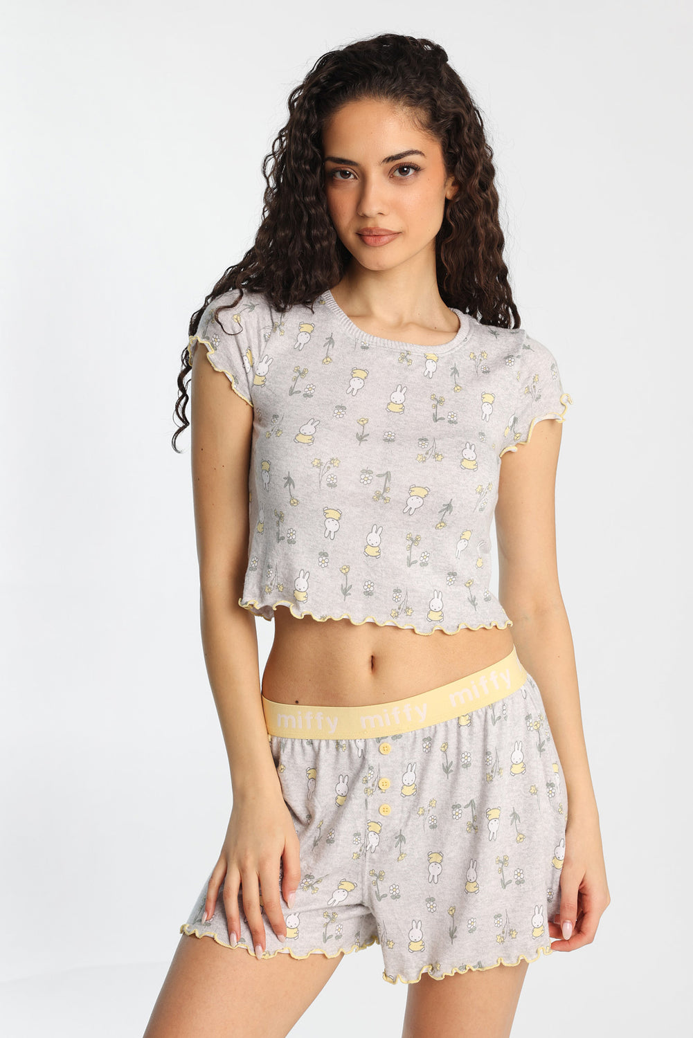 Ensemble t-shirt et short boxeur pyjama imprimé Miffy Ensemble t-shirt et short boxeur pyjama imprimé Miffy