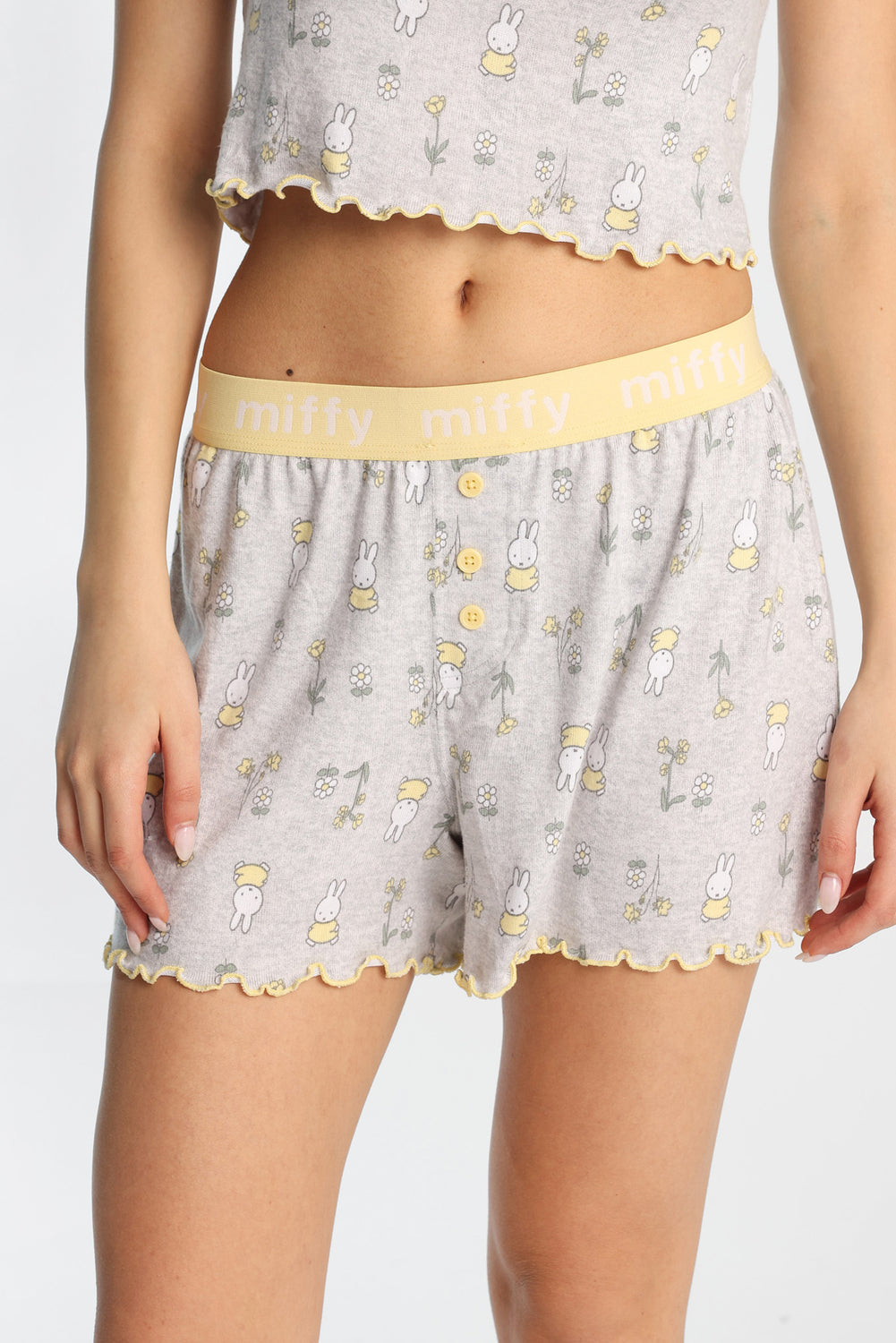 Ensemble t-shirt et short boxeur pyjama imprimé Miffy Ensemble t-shirt et short boxeur pyjama imprimé Miffy