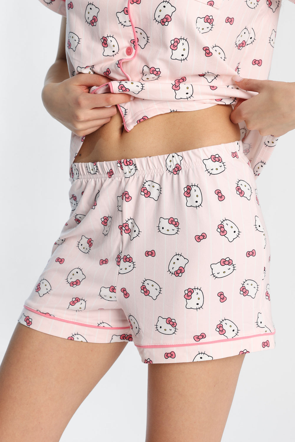 Hello Kitty Bow Pajama Shirt & Shorts 2-Piece Set Hello Kitty Bow Pajama Shirt & Shorts 2-Piece Set
