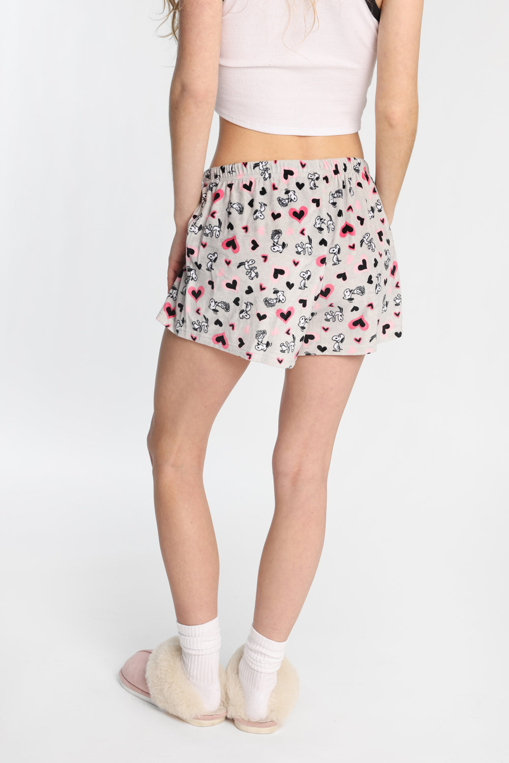 Short de pyjama en velour imprimés Peanuts Snoopy coeur Short de pyjama en velour imprimés Peanuts Snoopy coeur