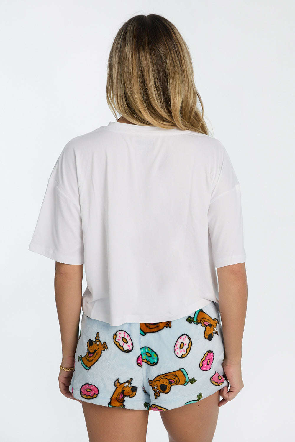 Ensemble de pyjama 2 pièces imprimé beignets Scooby-Doo Ensemble de pyjama 2 pièces imprimé beignets Scooby-Doo