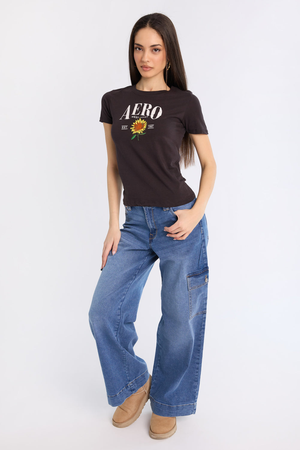 AERO Sunflower Graphic Classic Tee AERO Sunflower Graphic Classic Tee