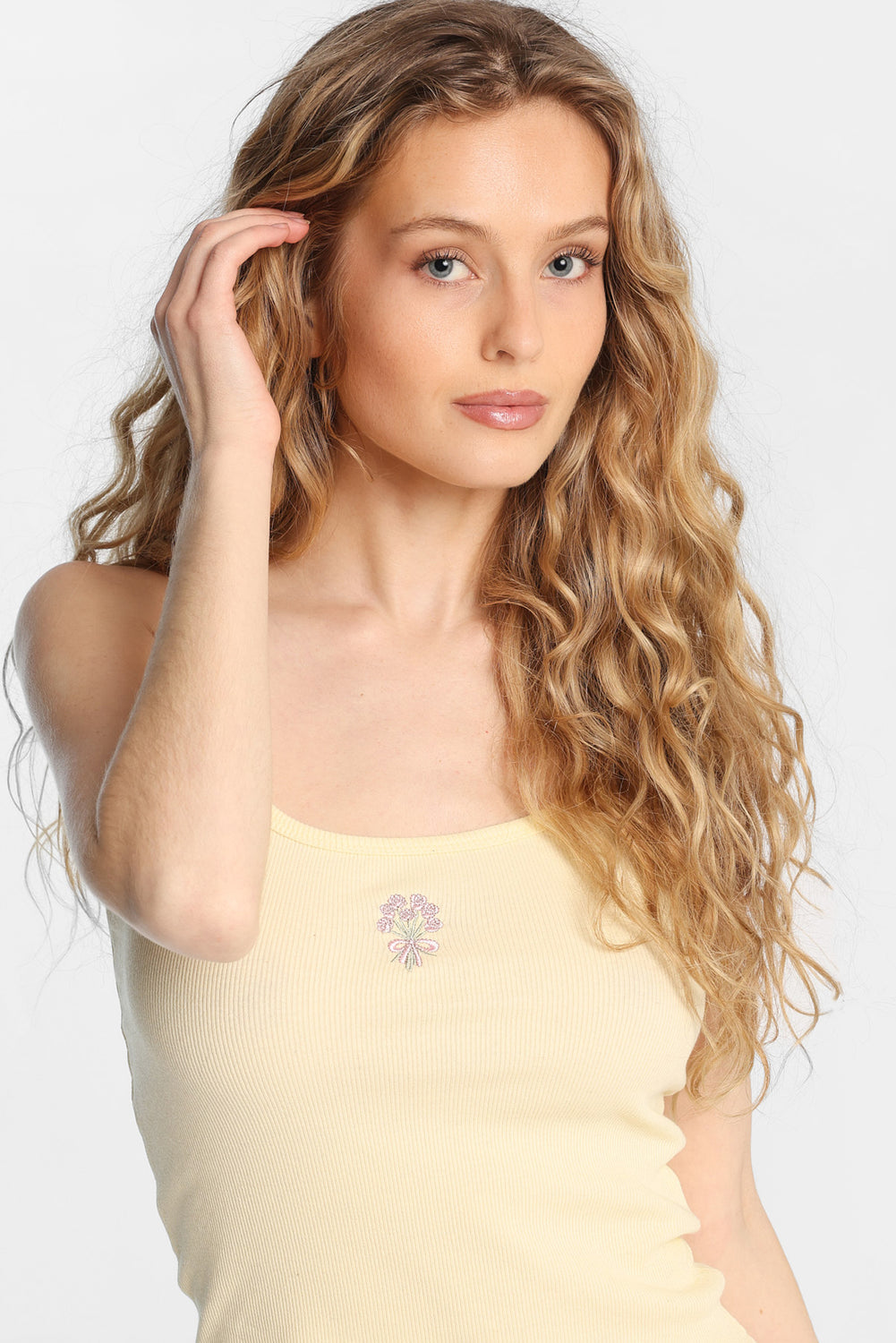 Camisole en tricot côtelé à encolure dégagée AERO Camisole en tricot côtelé à encolure dégagée AERO