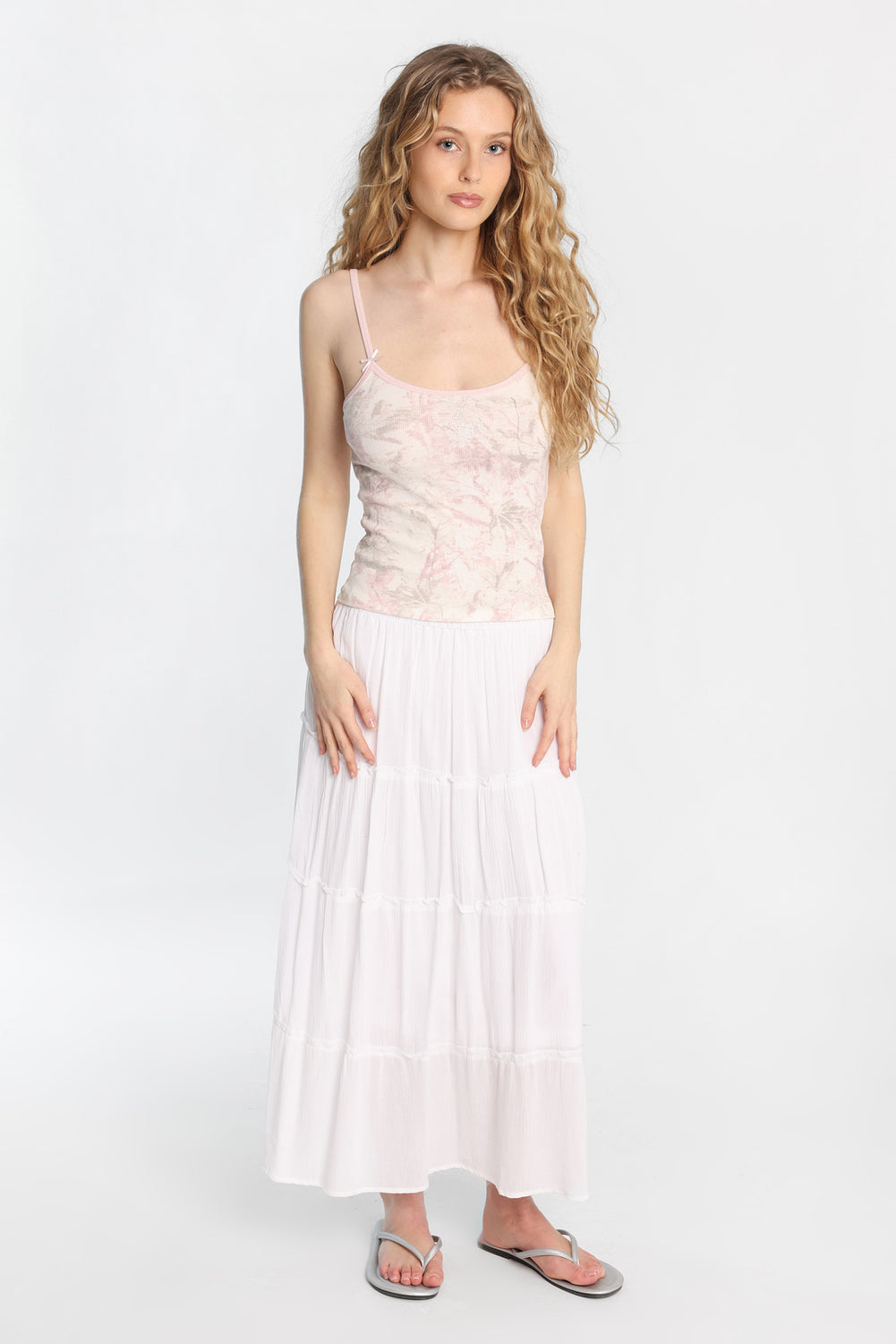 Camisole en tricot côtelé à encolure dégagée AERO Camisole en tricot côtelé à encolure dégagée AERO