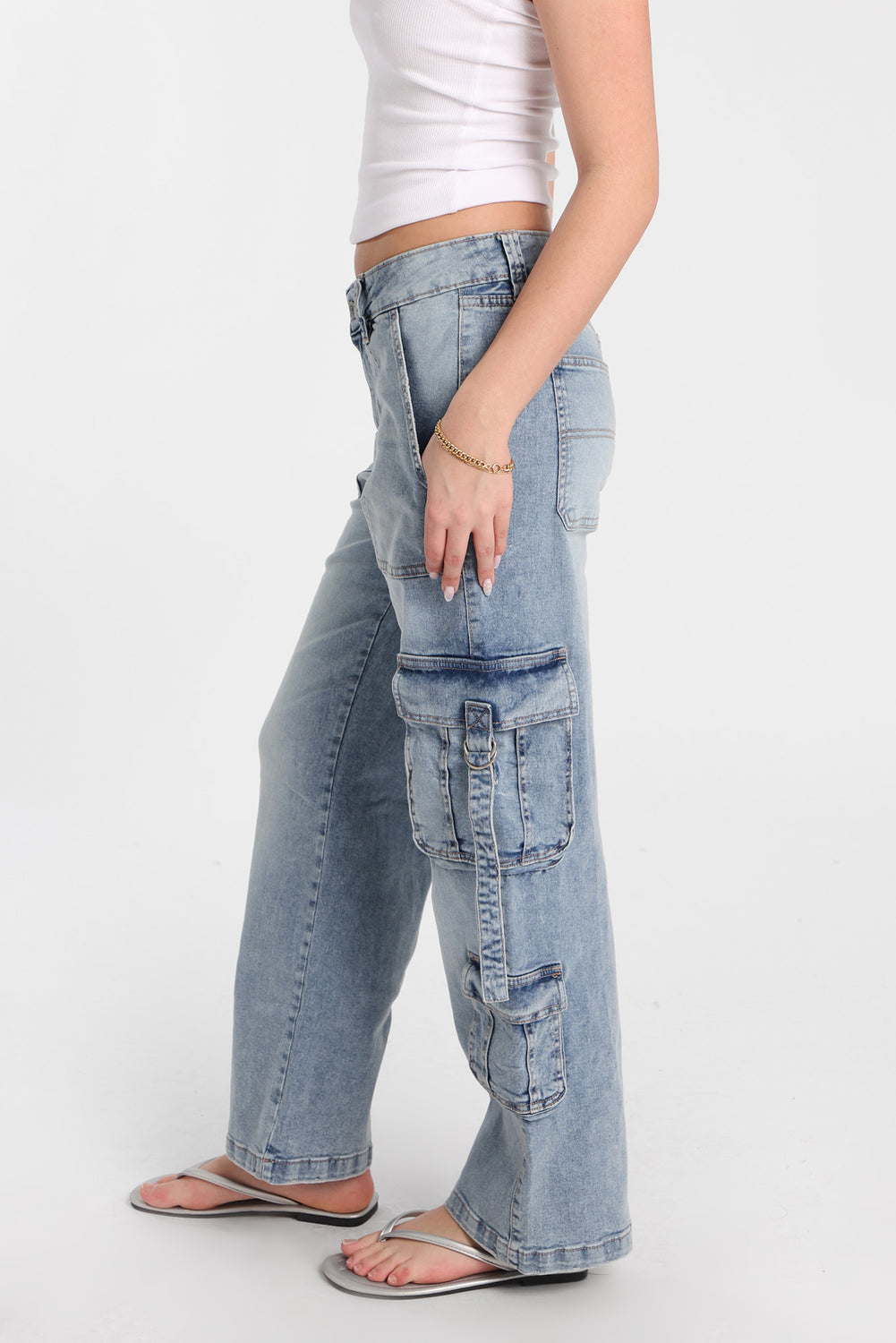Jean cargo ample taille très haute à anneaux en D AERO Jean cargo ample taille très haute à anneaux en D AERO