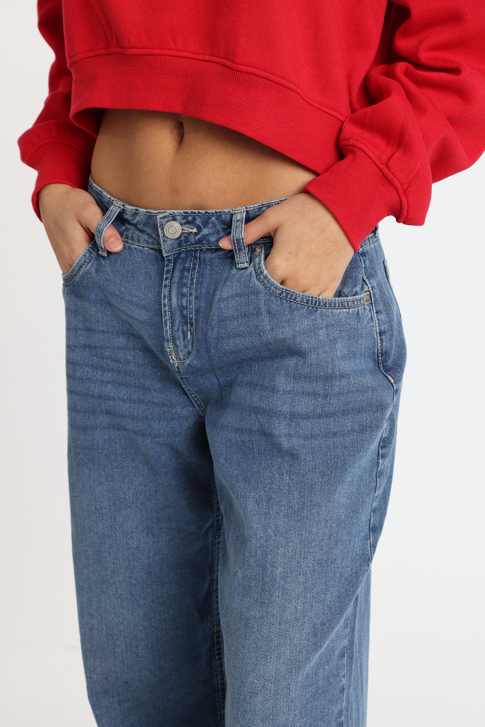 AERO Cherry Embroidered Low Rise Baggy Jeans AERO Cherry Embroidered Low Rise Baggy Jeans