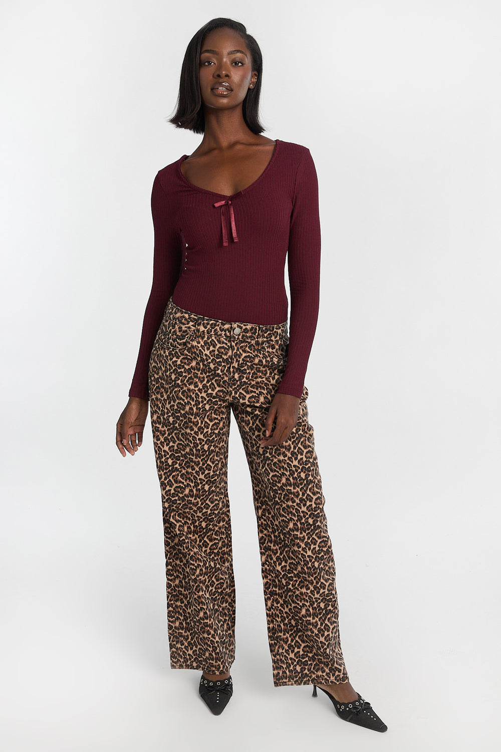 AERO Leopard Low-Rise Baggy Jeans AERO Leopard Low-Rise Baggy Jeans