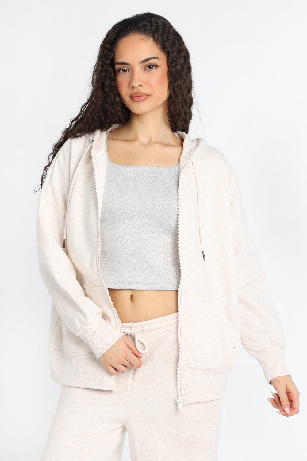 Haut à capuchon zippé surdimensionné AERO Haut à capuchon zippé surdimensionné AERO