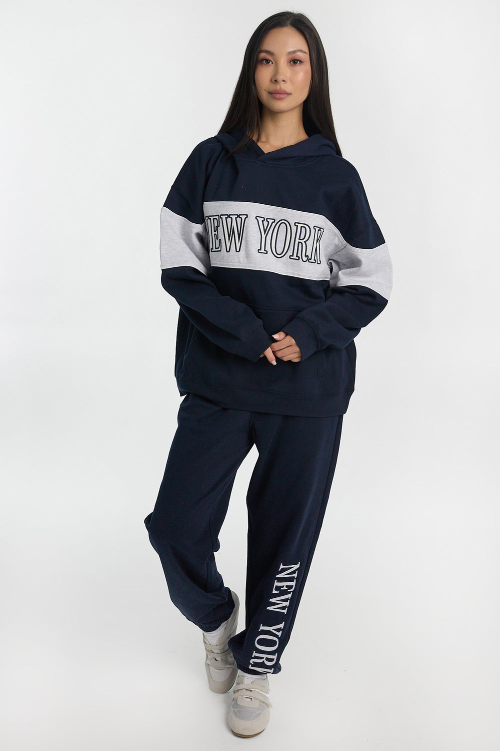 AERO Graphic Boyfriend Hoodie AERO Graphic Boyfriend Hoodie