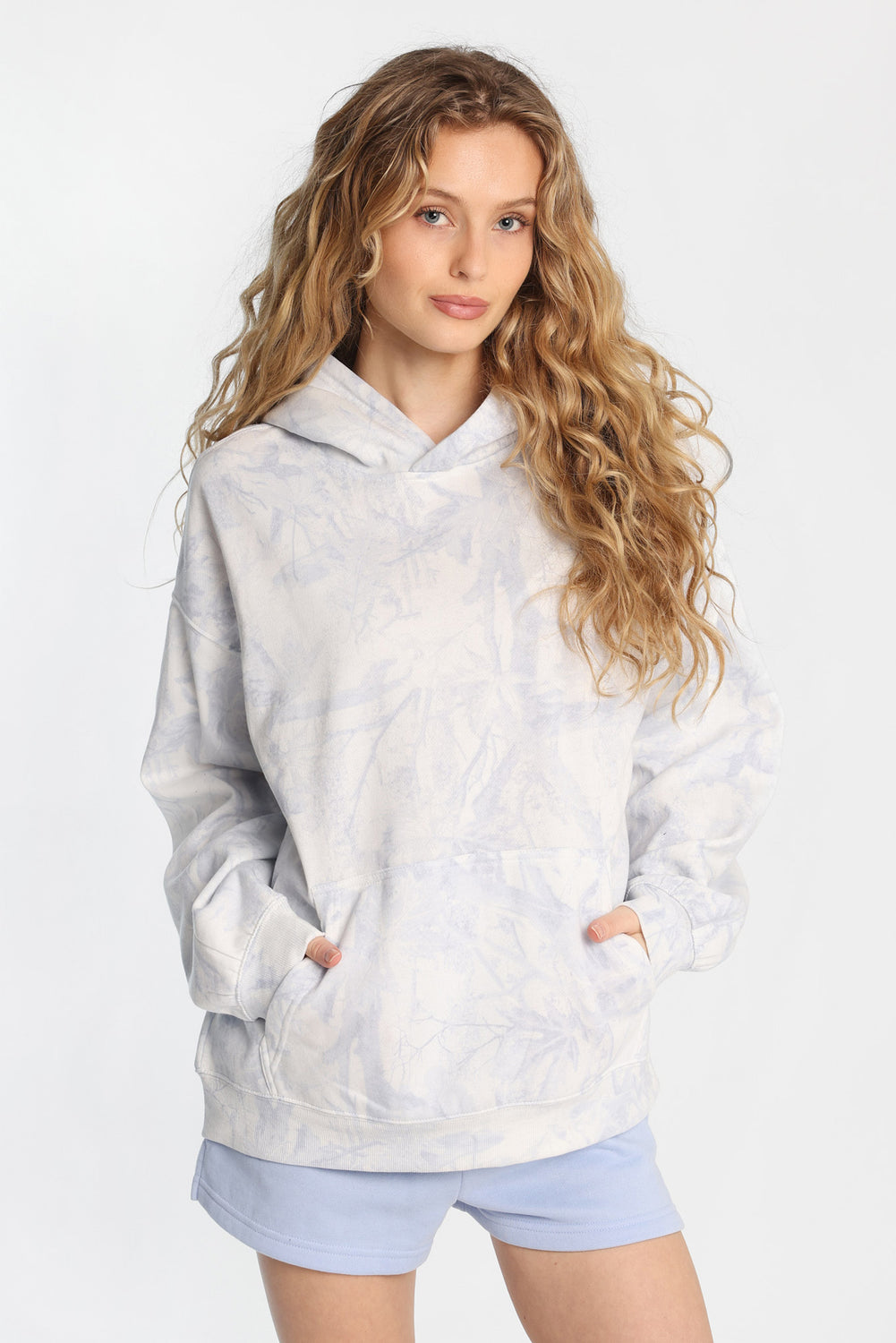 AERO Boyfriend Hoodie AERO Boyfriend Hoodie