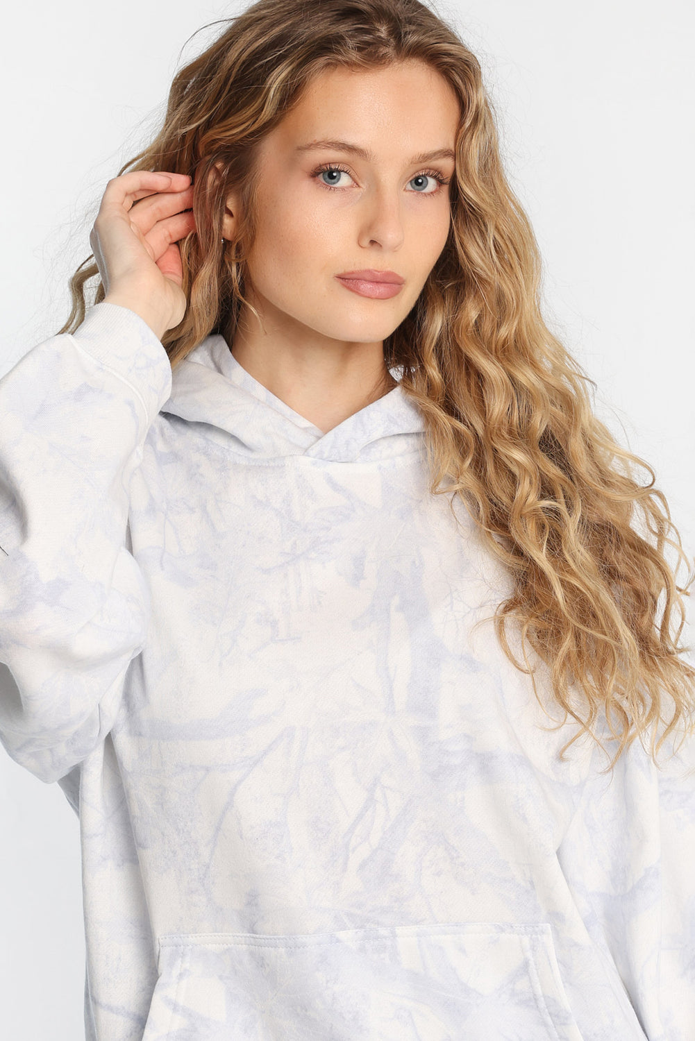 AERO Boyfriend Hoodie AERO Boyfriend Hoodie