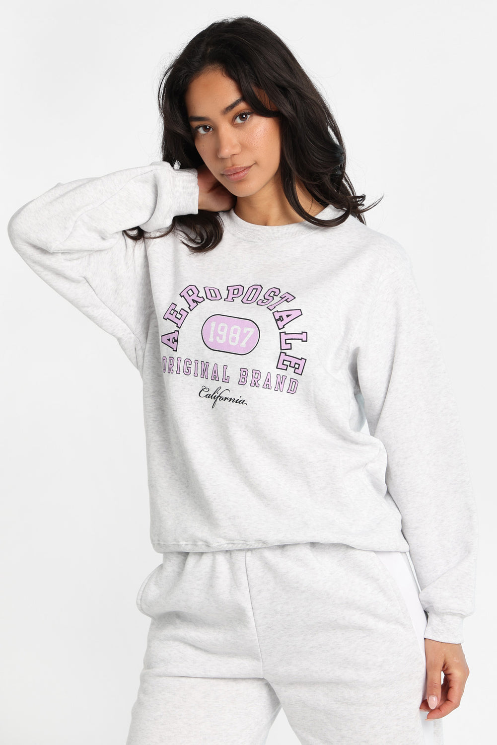 Aéropostale Graphic Crew Neck Sweatshirt Aéropostale Graphic Crew Neck Sweatshirt