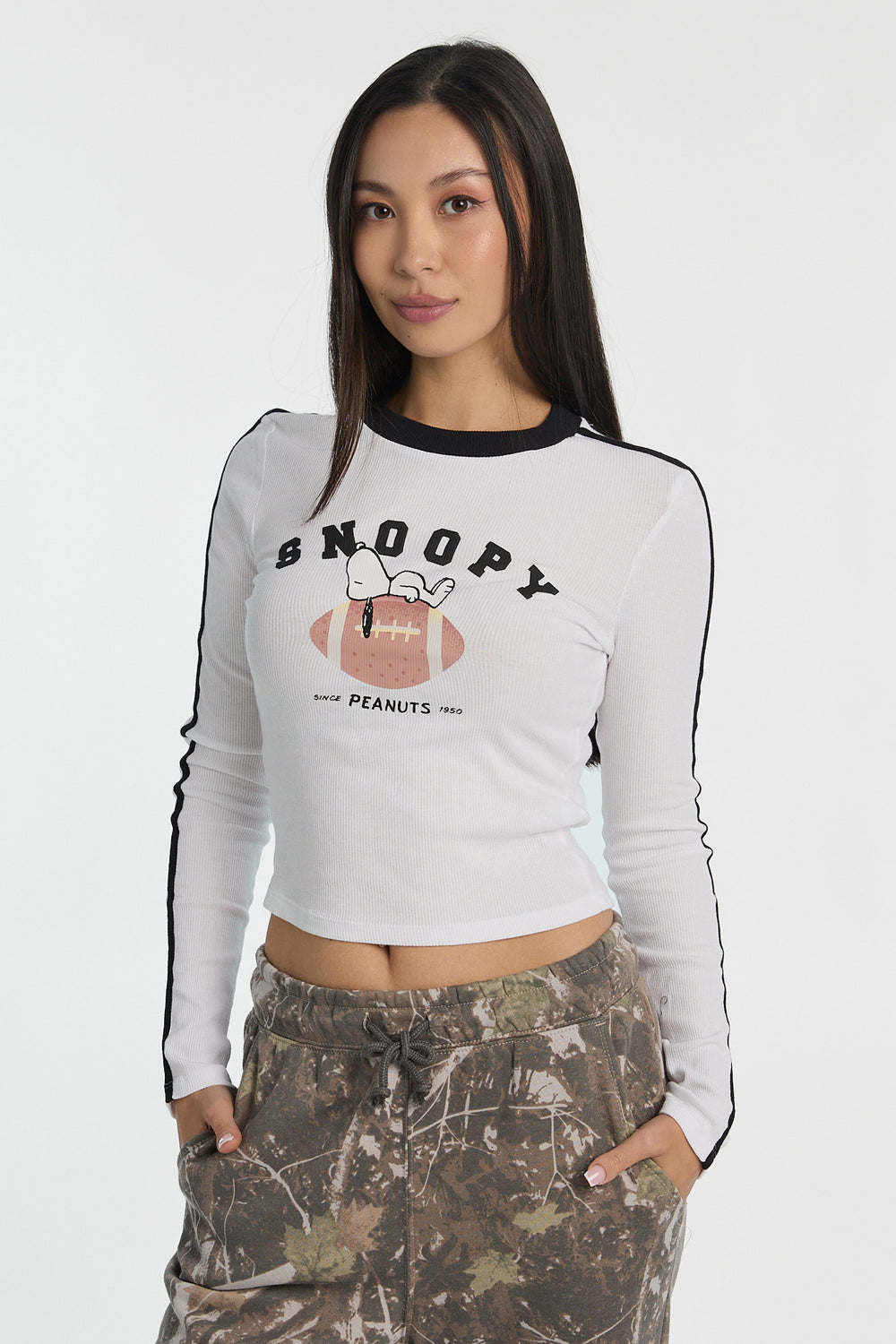 T-shirt ajusté à manches longues imprimé Peanuts Snoopy T-shirt ajusté à manches longues imprimé Peanuts Snoopy