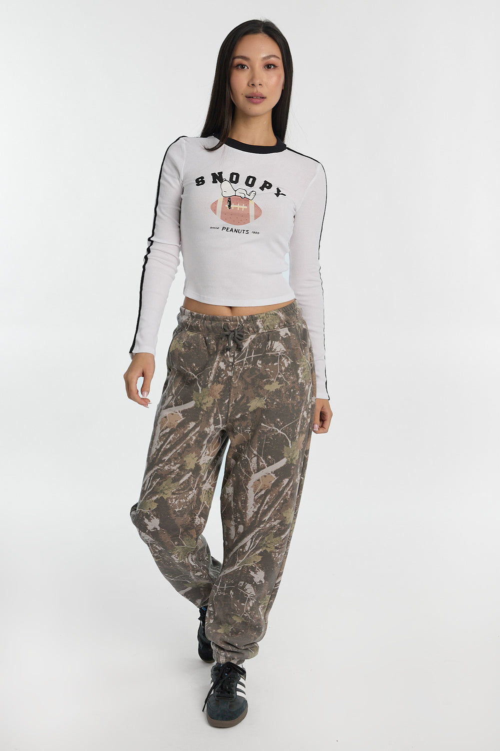 T-shirt ajusté à manches longues imprimé Peanuts Snoopy T-shirt ajusté à manches longues imprimé Peanuts Snoopy