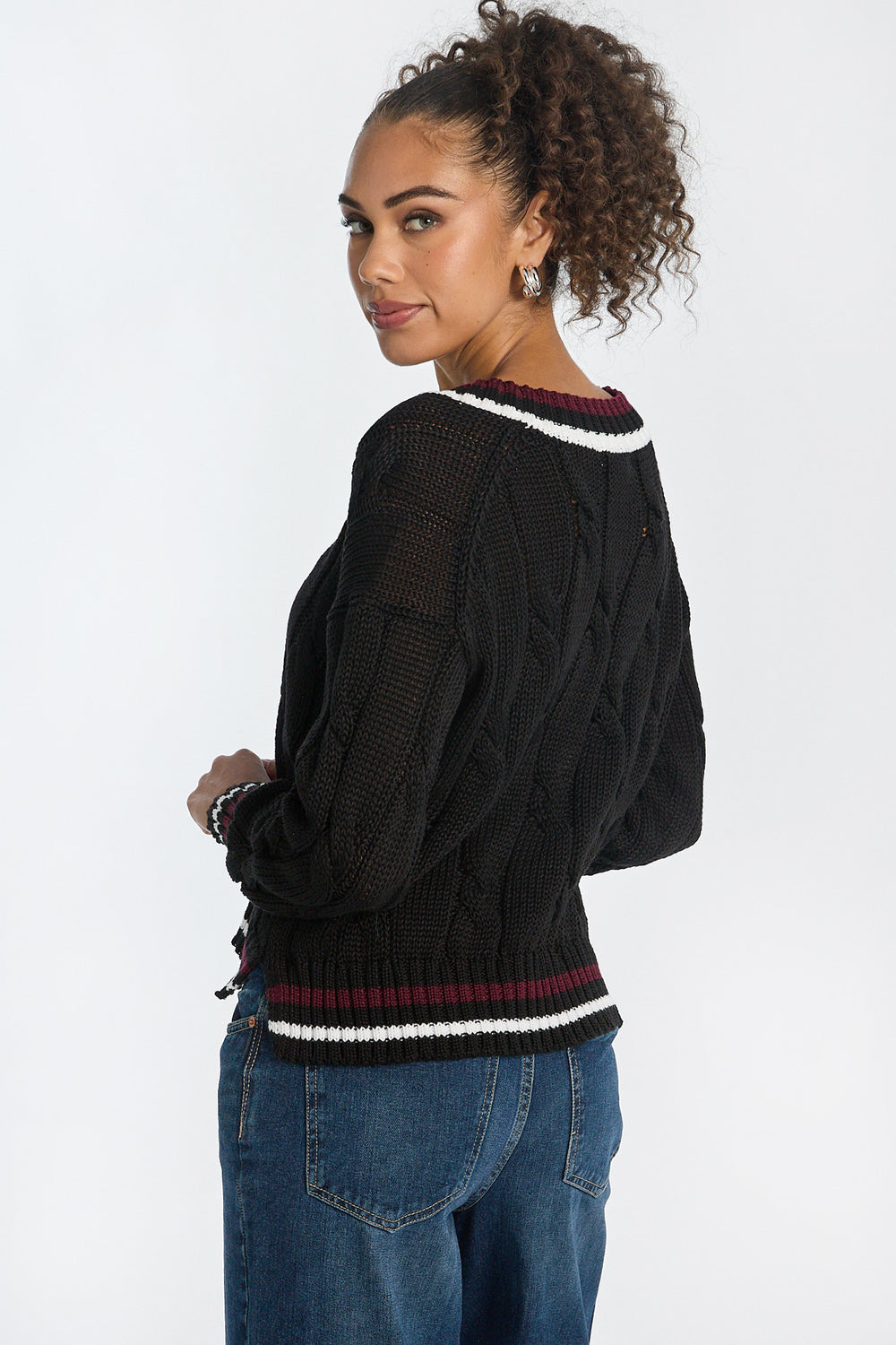 AERO Oversized Cable Knit V-Neck Sweater AERO Oversized Cable Knit V-Neck Sweater