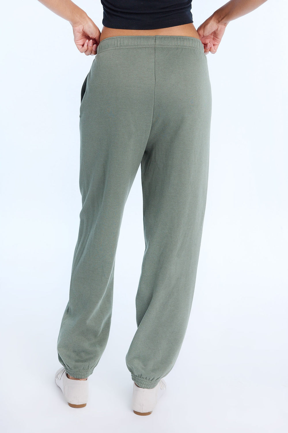 AERO Oversized Graphic Sweatpant AERO Oversized Graphic Sweatpant