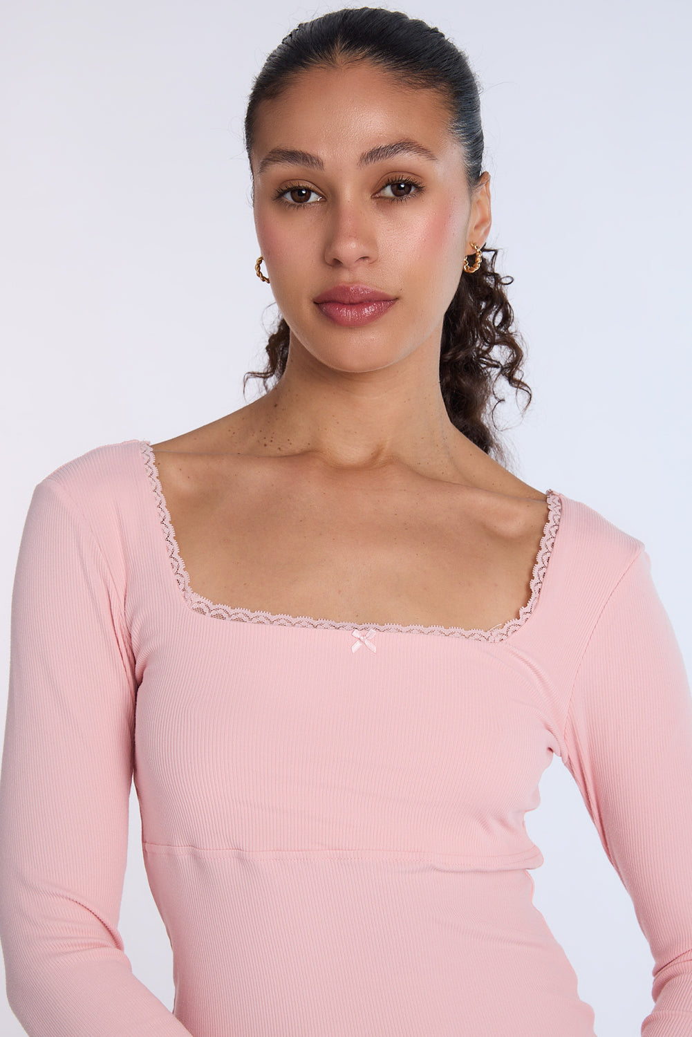 Haut à manches longues en tricot côtelé super doux AERO Haut à manches longues en tricot côtelé super doux AERO