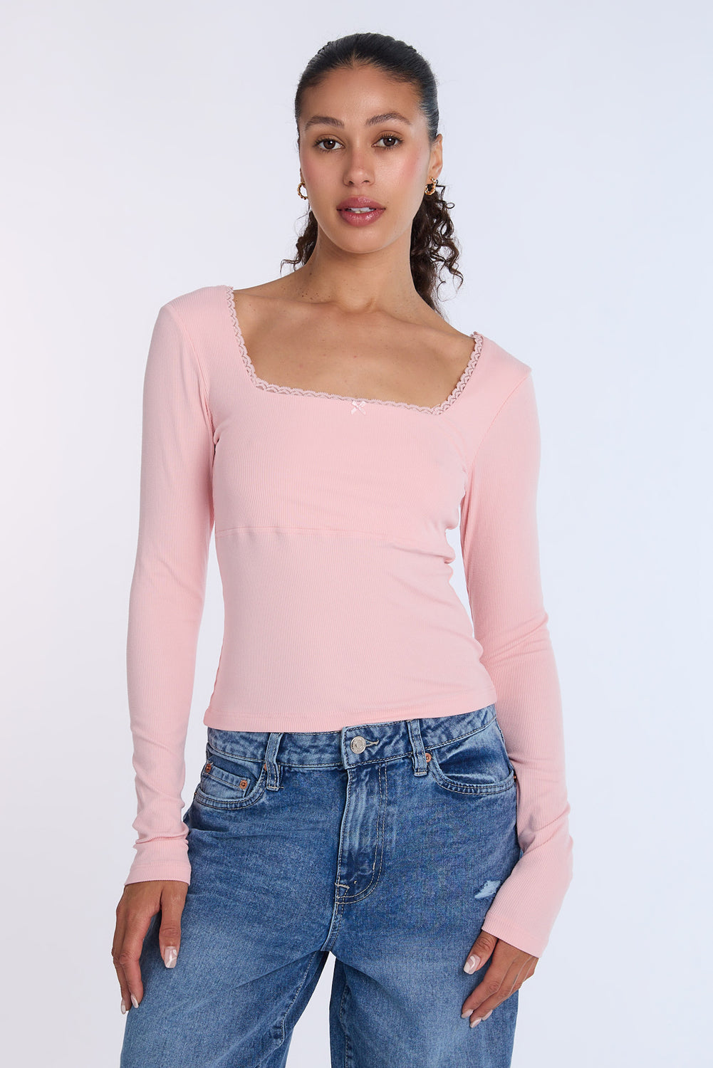 Haut à manches longues en tricot côtelé super doux AERO Haut à manches longues en tricot côtelé super doux AERO
