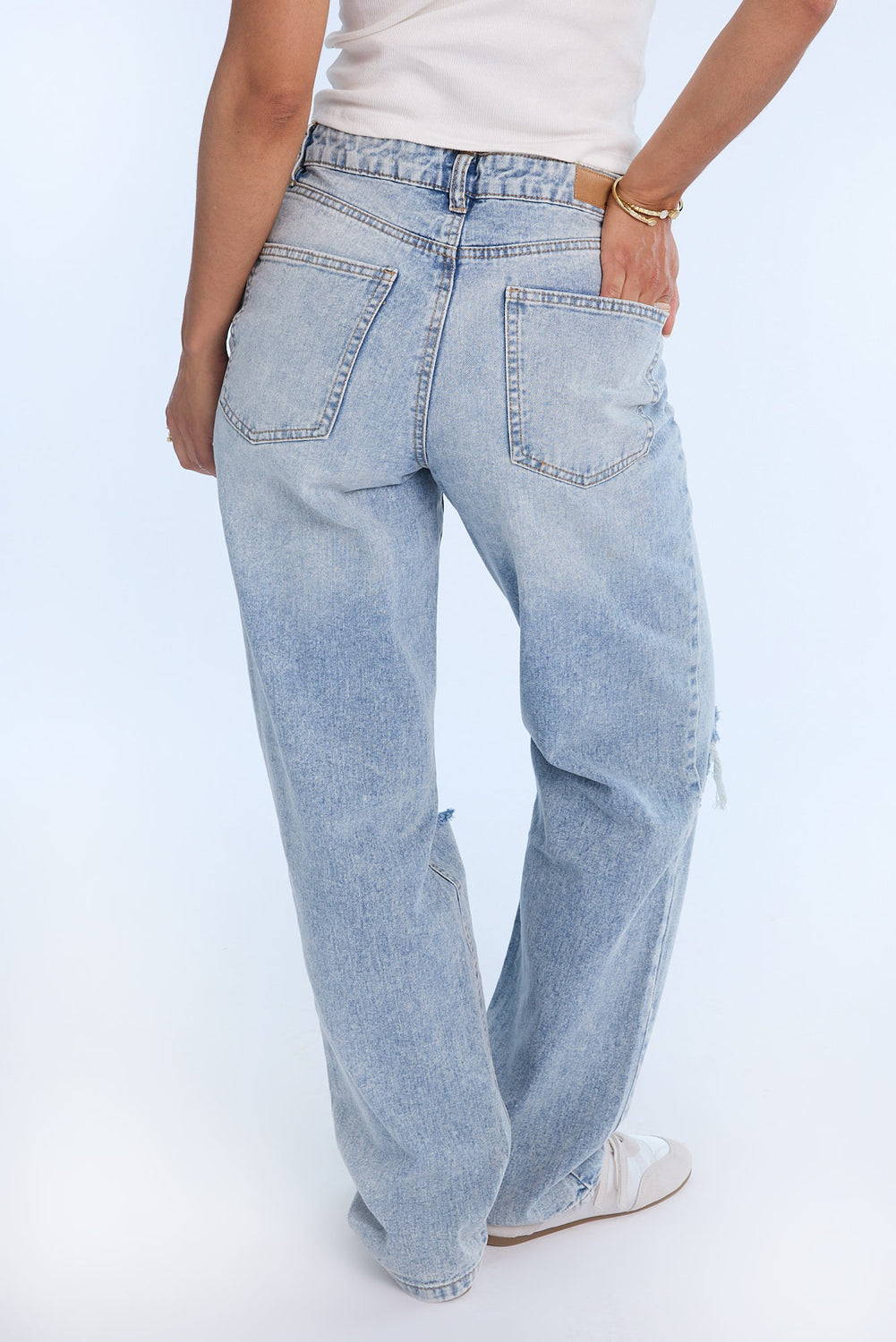 AERO High-Rise Baggy Jeans AERO High-Rise Baggy Jeans