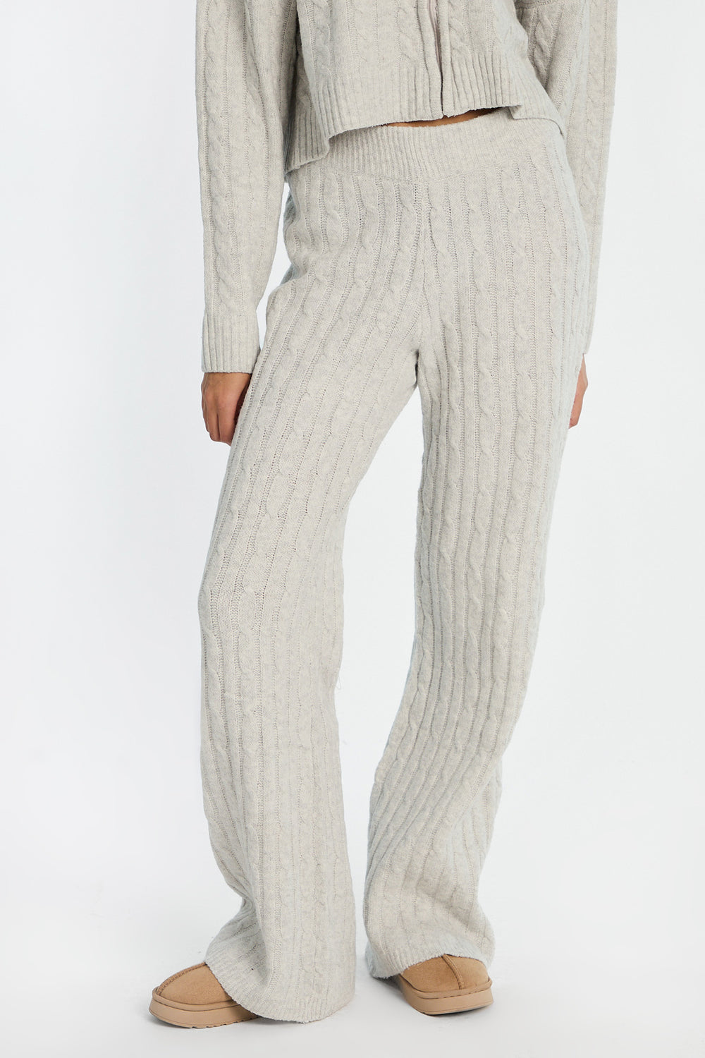 Pantalon en tricot torsadé AERO Pantalon en tricot torsadé AERO