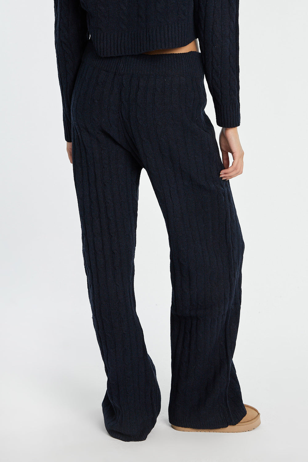 Pantalon en tricot torsadé AERO Pantalon en tricot torsadé AERO