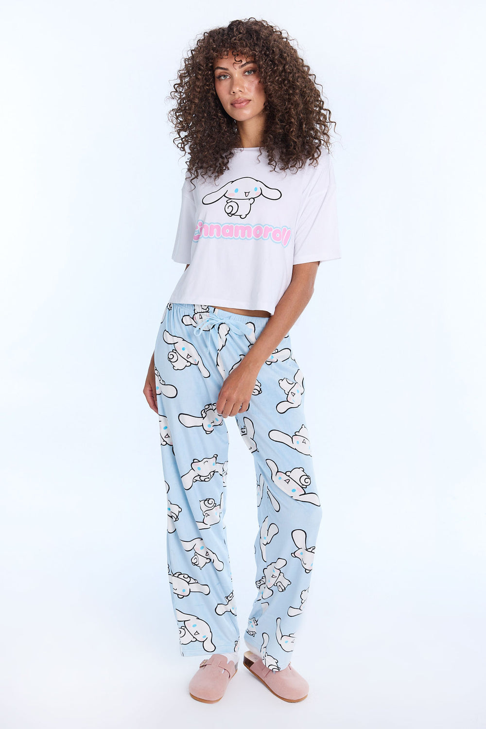 Ensemble de pyjama 2 pièces Cinnamoroll Ensemble de pyjama 2 pièces Cinnamoroll