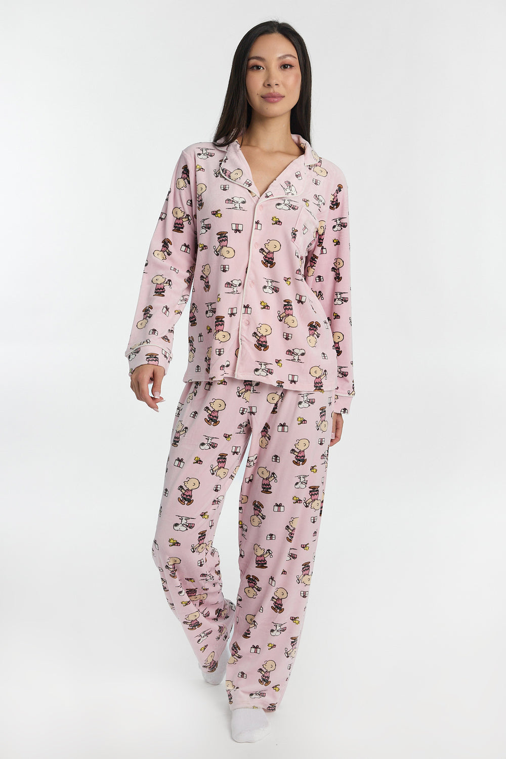 Peanuts Snoopy Gifts 2-Piece Pajama Shirt & Pant Set Peanuts Snoopy Gifts 2-Piece Pajama Shirt & Pant Set