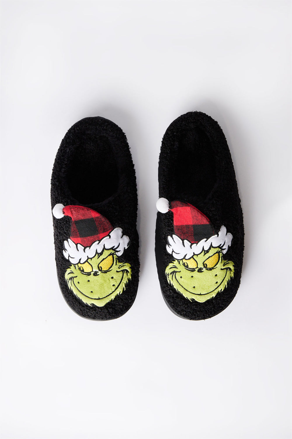 Pantoufles peluche Le Grinch avec chapeau du Père Noël à carreaux Pantoufles peluche Le Grinch avec chapeau du Père Noël à carreaux