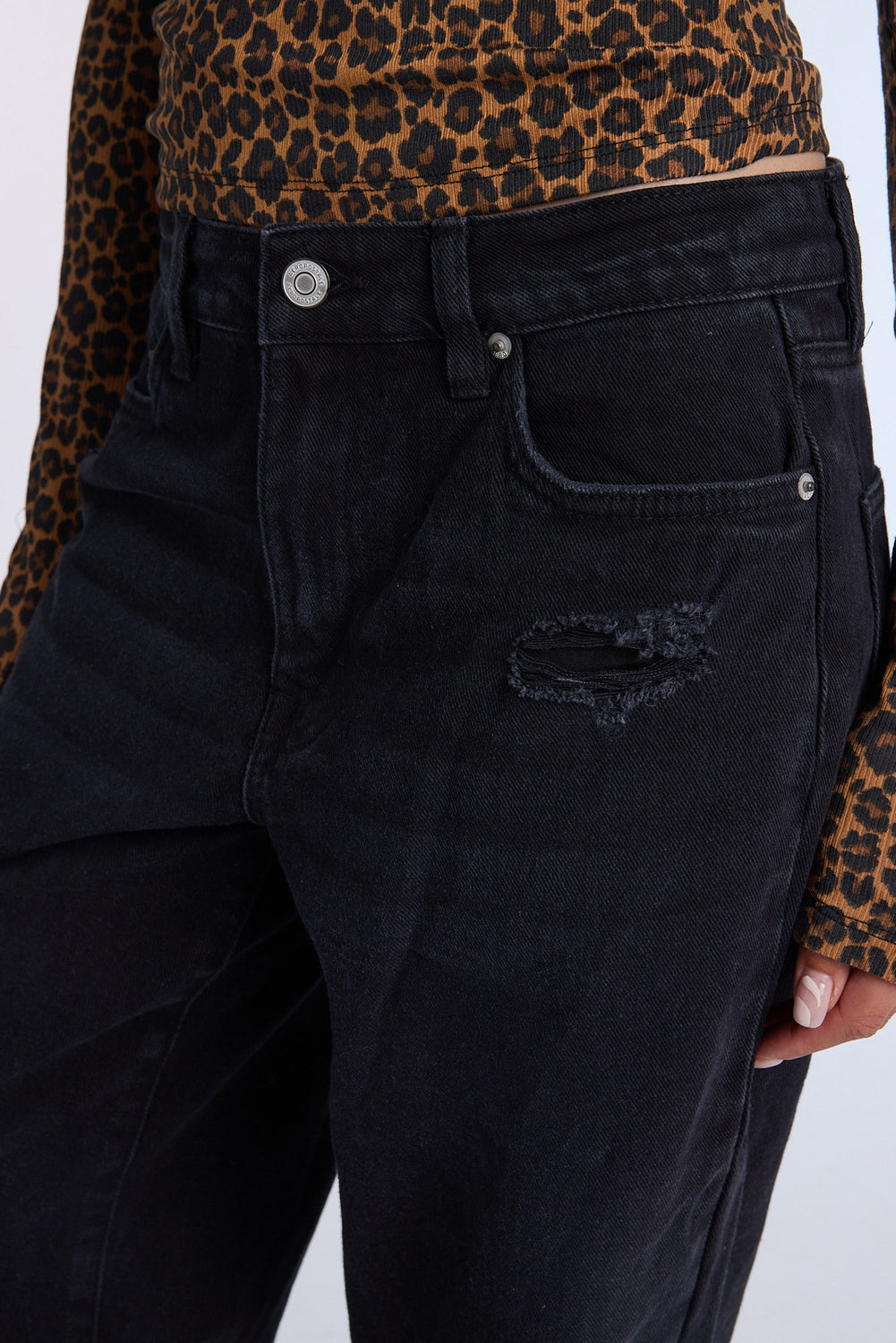 AERO High Rise Baggy Jeans AERO High Rise Baggy Jeans