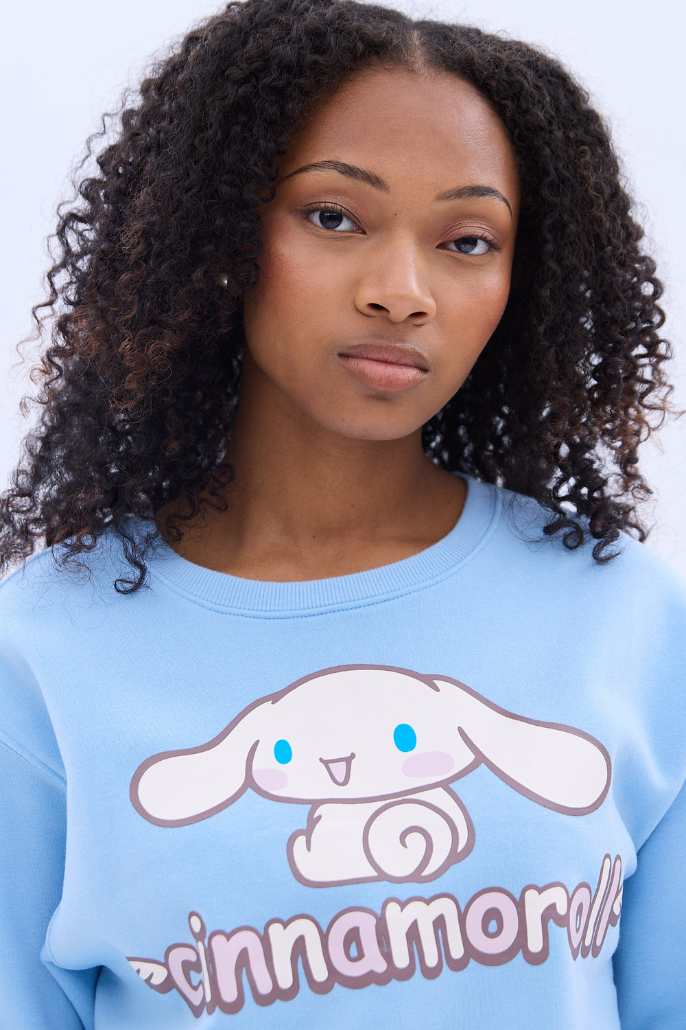 Cinnamoroll Graphic Crewneck Sweatshirt Cinnamoroll Graphic Crewneck Sweatshirt