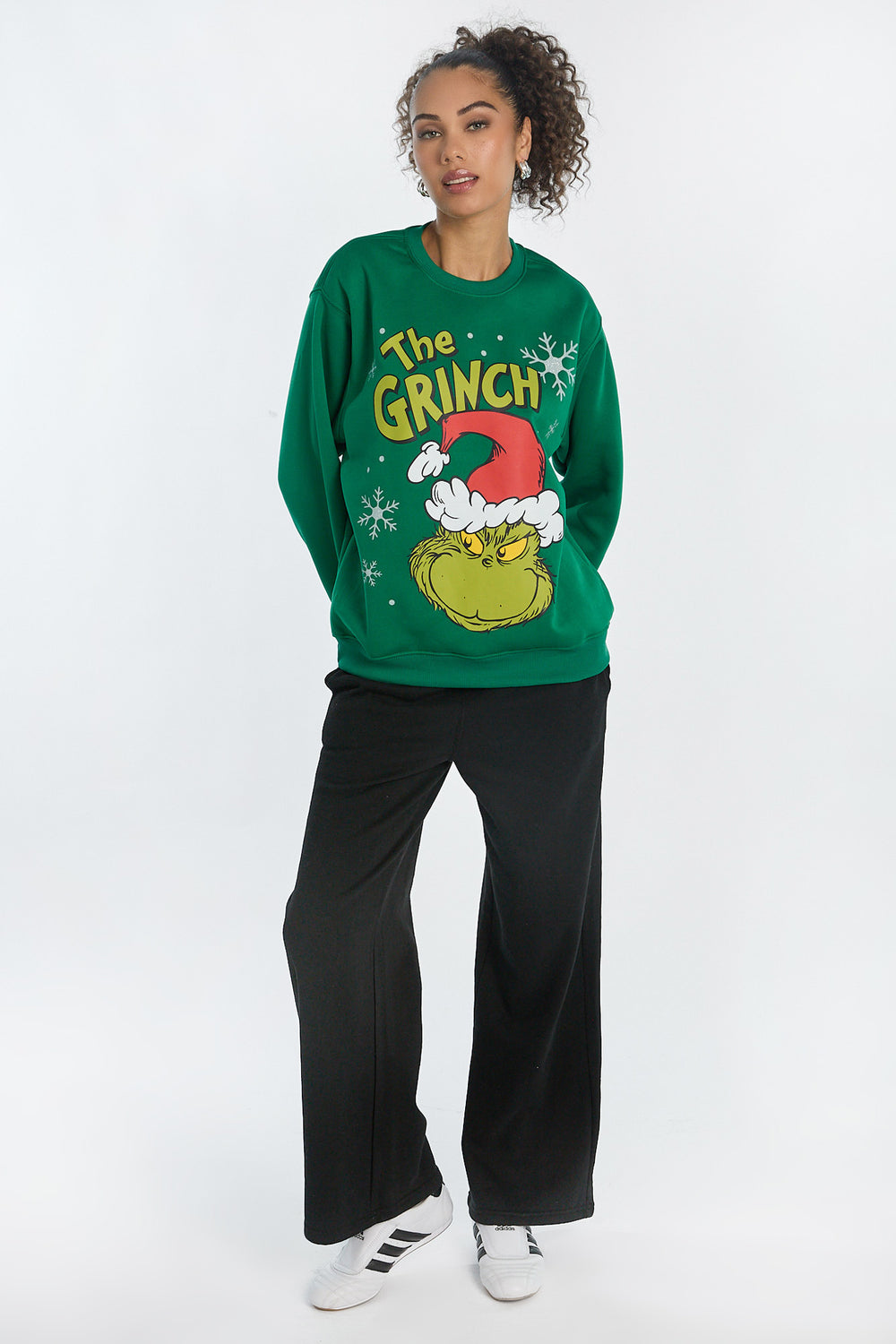 Sweatshirt à col ras du cou imprimé The Grinch Sweatshirt à col ras du cou imprimé The Grinch