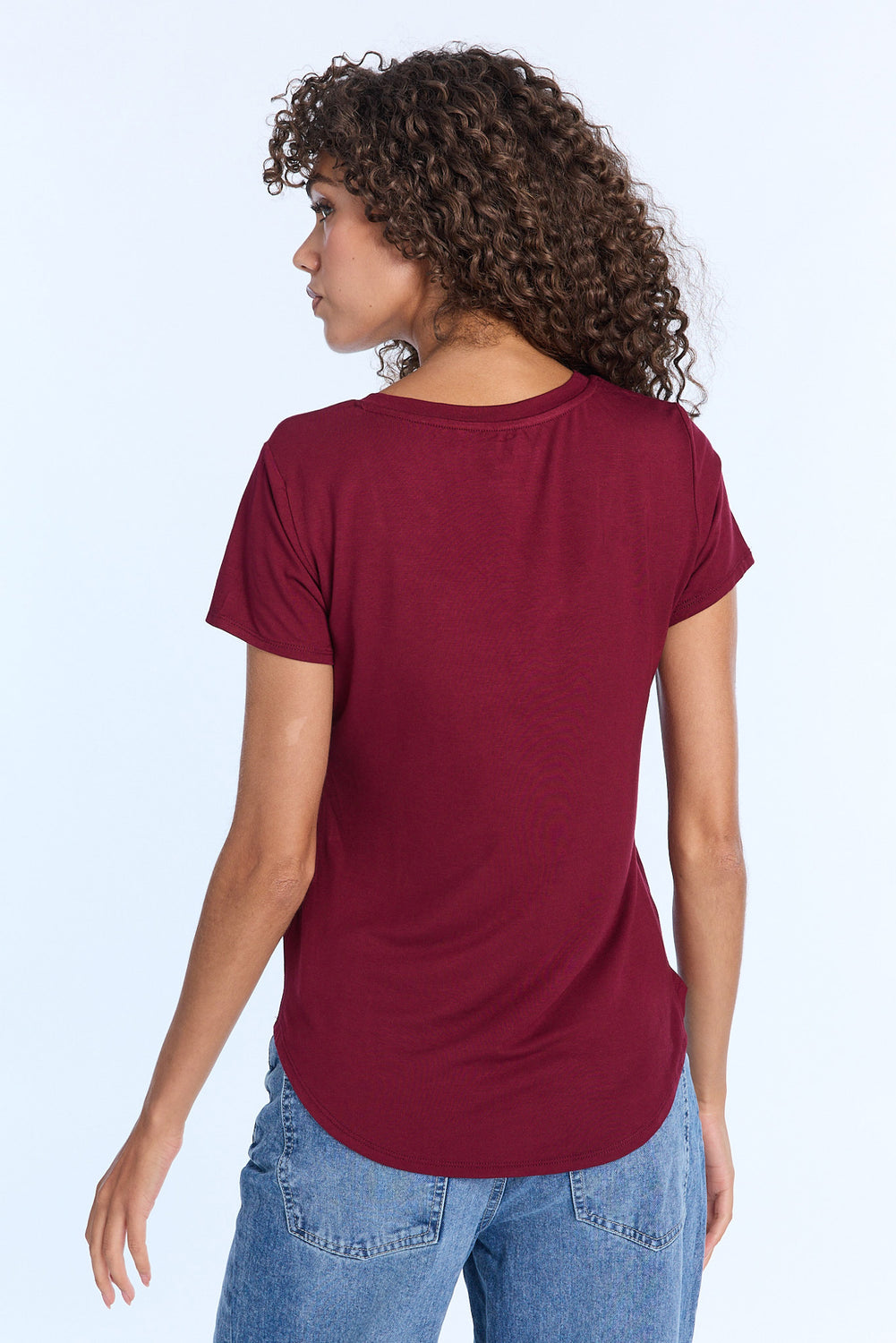T-shirt décontracté à col en V AERO T-shirt décontracté à col en V AERO