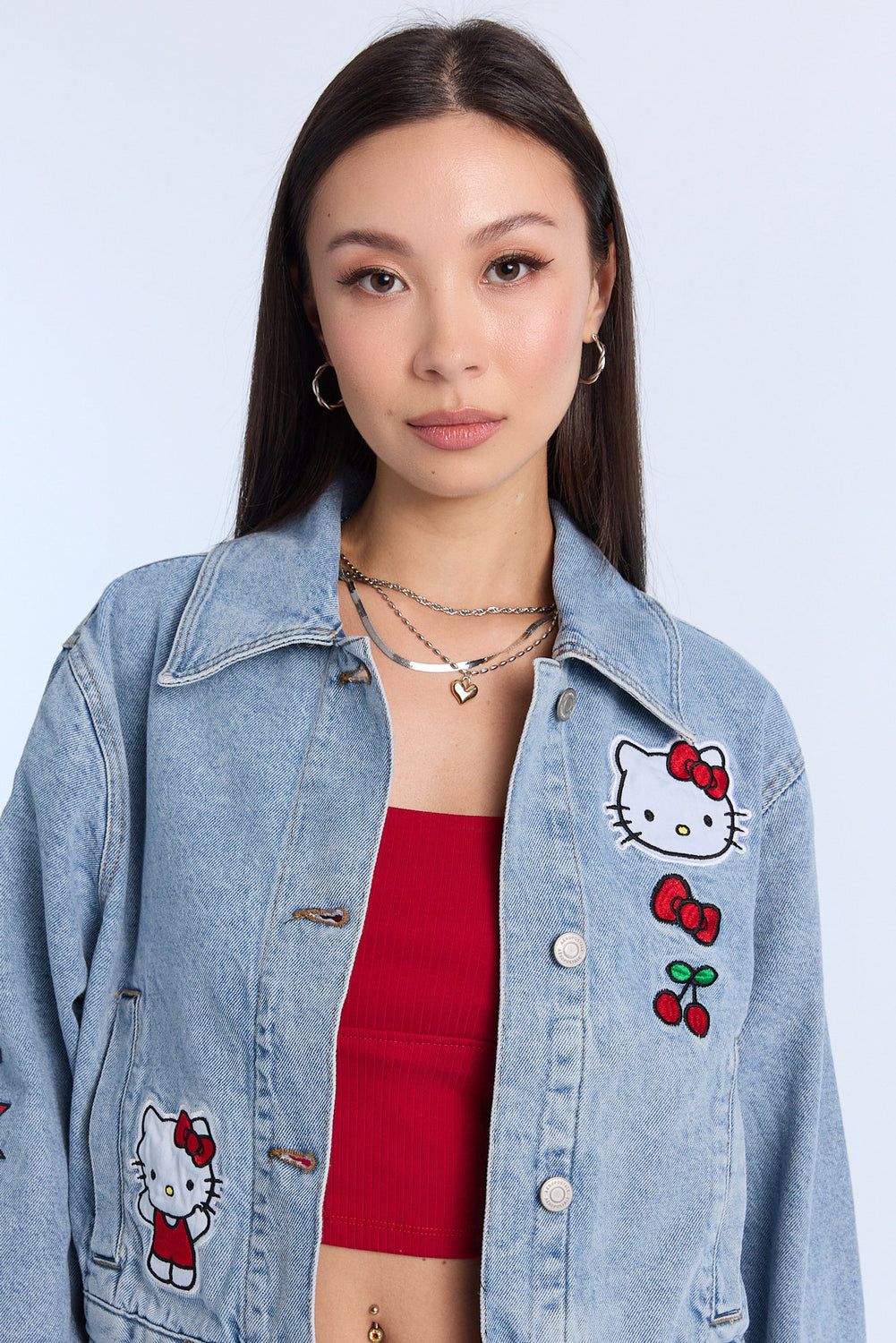 Veste en denim brodée Hello Kitty Veste en denim brodée Hello Kitty