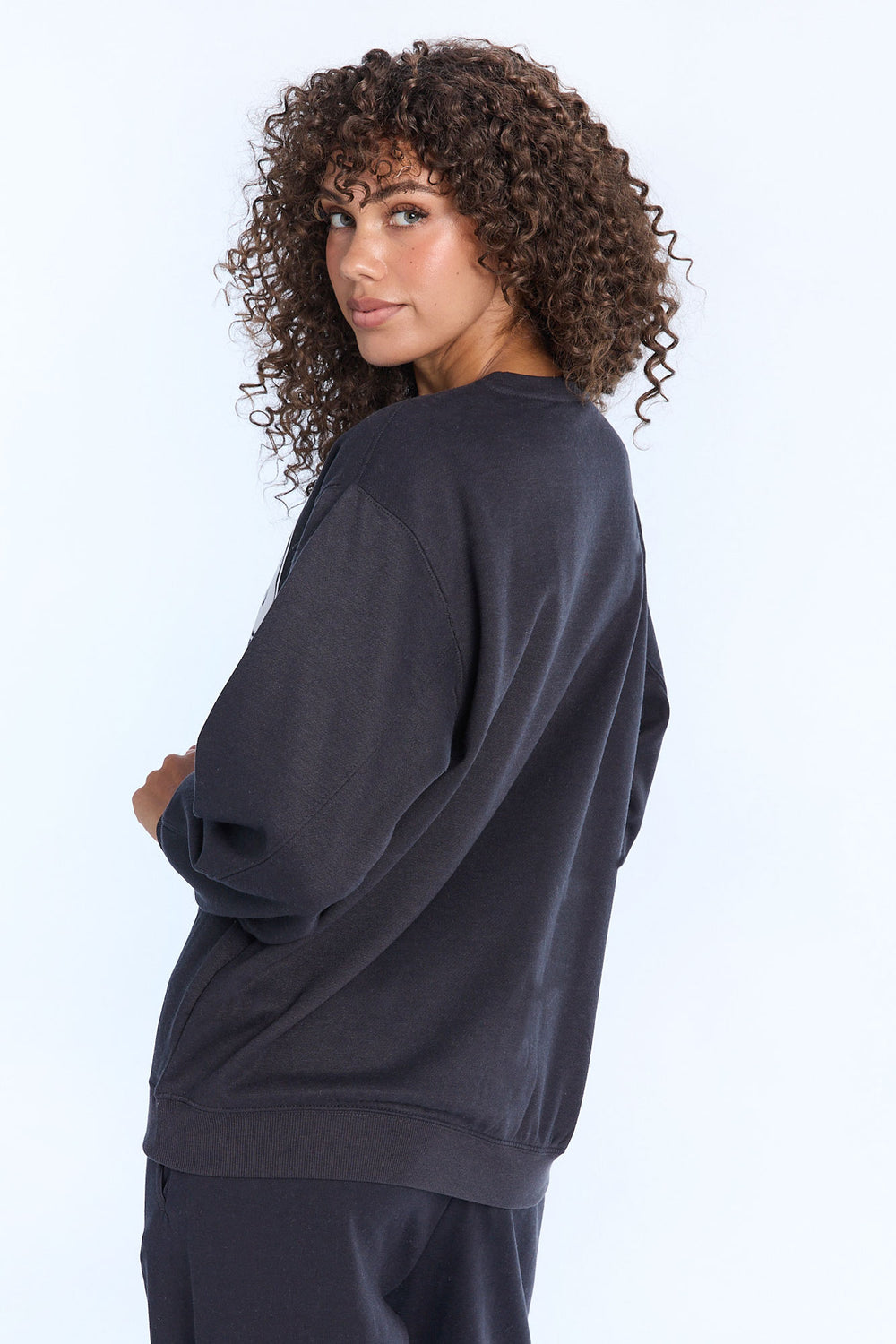 Sweatshirt à col ras du cou surdimensionné AERO Sweatshirt à col ras du cou surdimensionné AERO