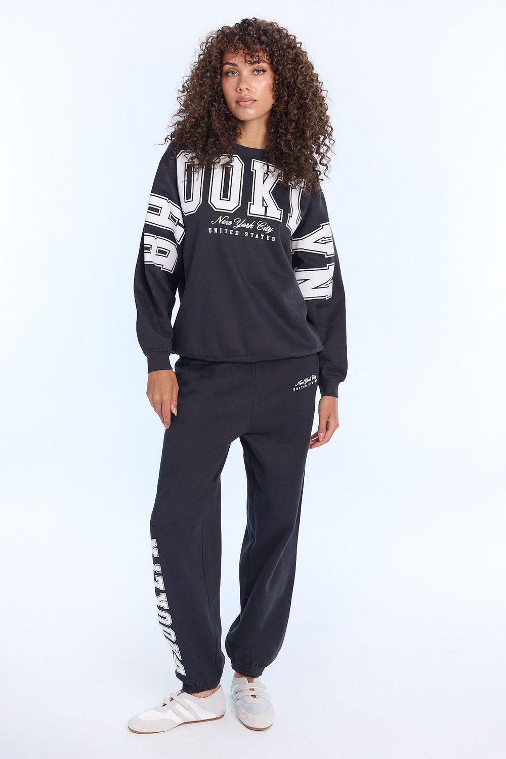 Sweatshirt à col ras du cou surdimensionné AERO Sweatshirt à col ras du cou surdimensionné AERO