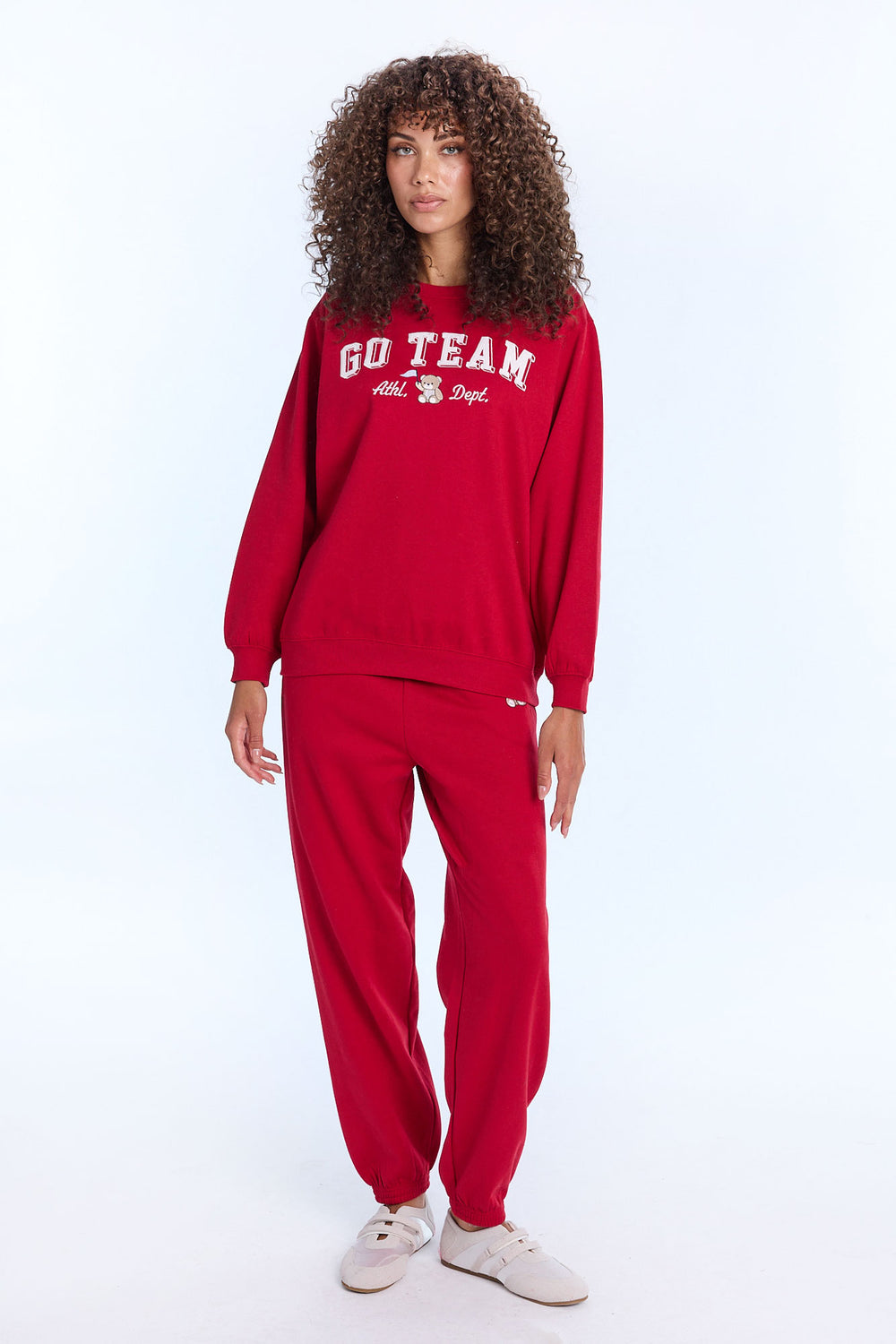AERO Oversized Graphic Crewneck Sweatshirt AERO Oversized Graphic Crewneck Sweatshirt