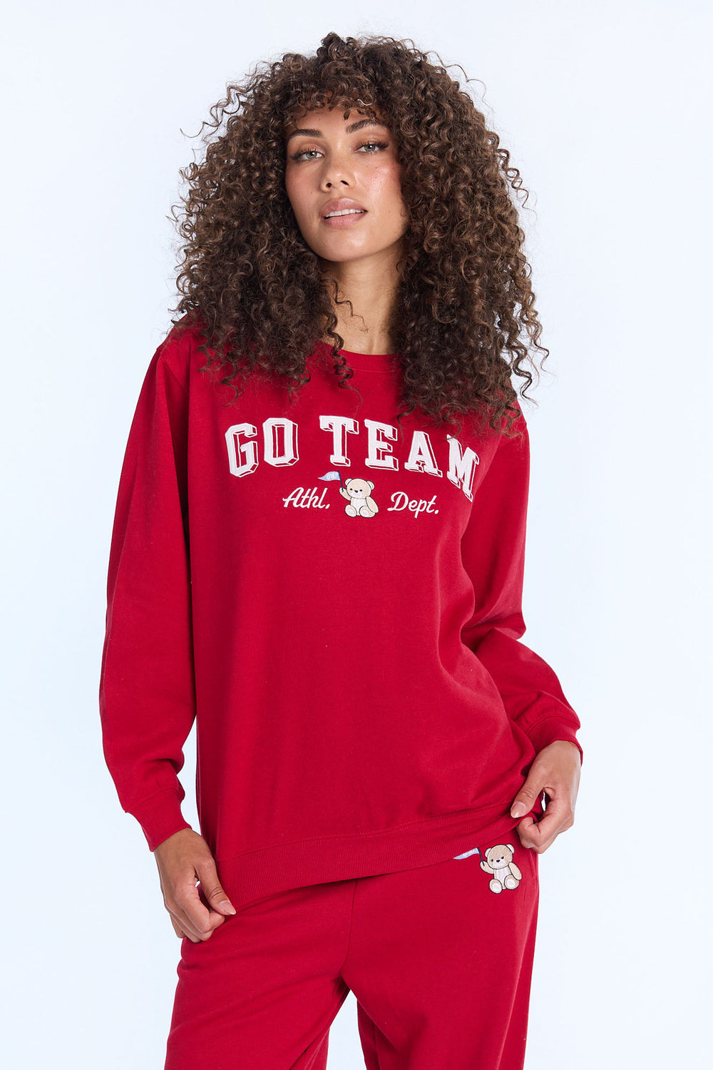 AERO Oversized Graphic Crewneck Sweatshirt AERO Oversized Graphic Crewneck Sweatshirt