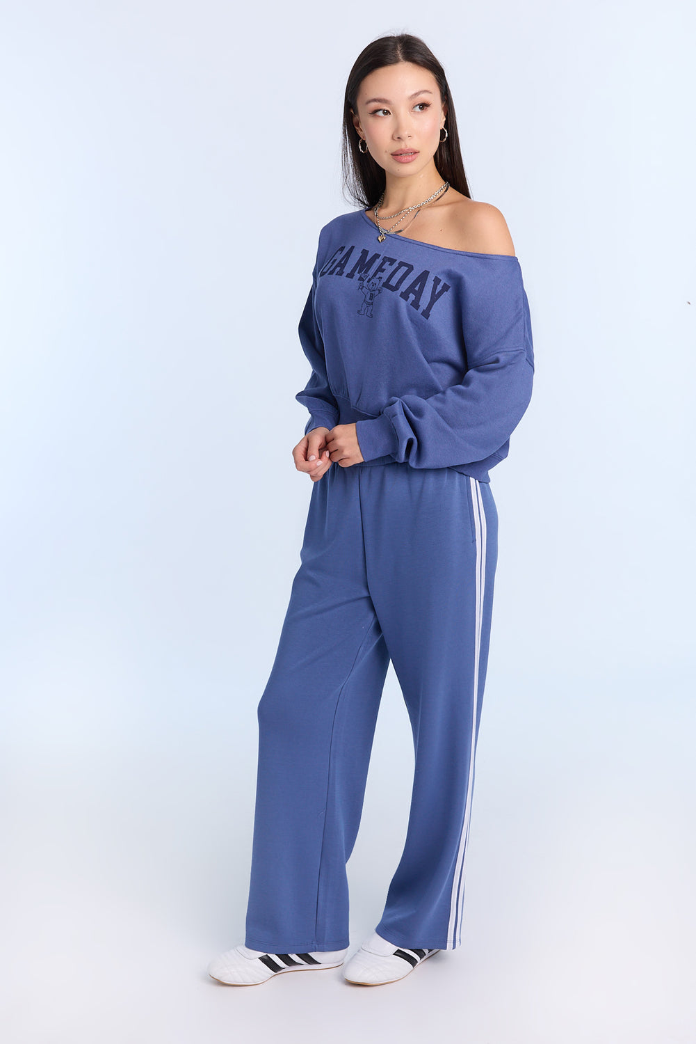 AERO Off-Shoulder Graphic Sweatshirt AERO Off-Shoulder Graphic Sweatshirt